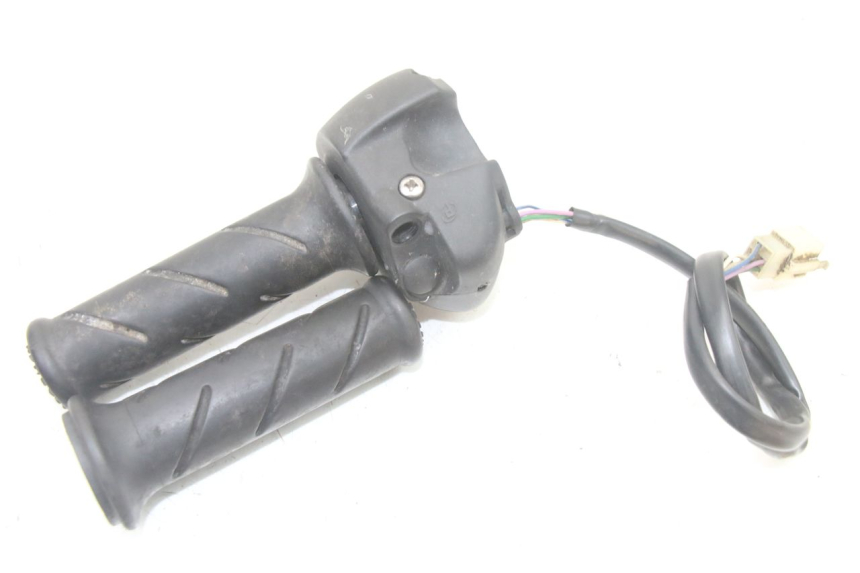 photo de SET SCHAKELAARS PEUGEOT SATELIS COMPRESSOR K15 125 (2006 - 2009) - Markeringen en referenties