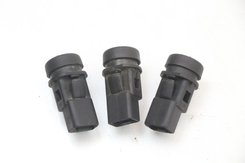 photo de SET SCHAKELAARS PIAGGIO X8 125 (2004 - 2007) - Zoom op gebruiksstaat