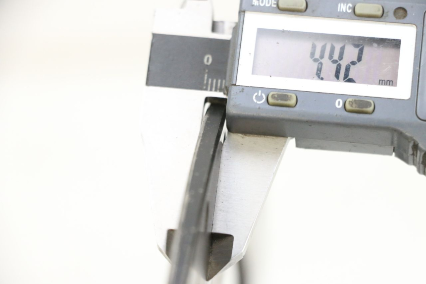 photo de SET VOORSTE REMSCHIJVEN YAMAHA FJR ABS 1300 (2006 - 2012) - Zoom op gebruiksstaat