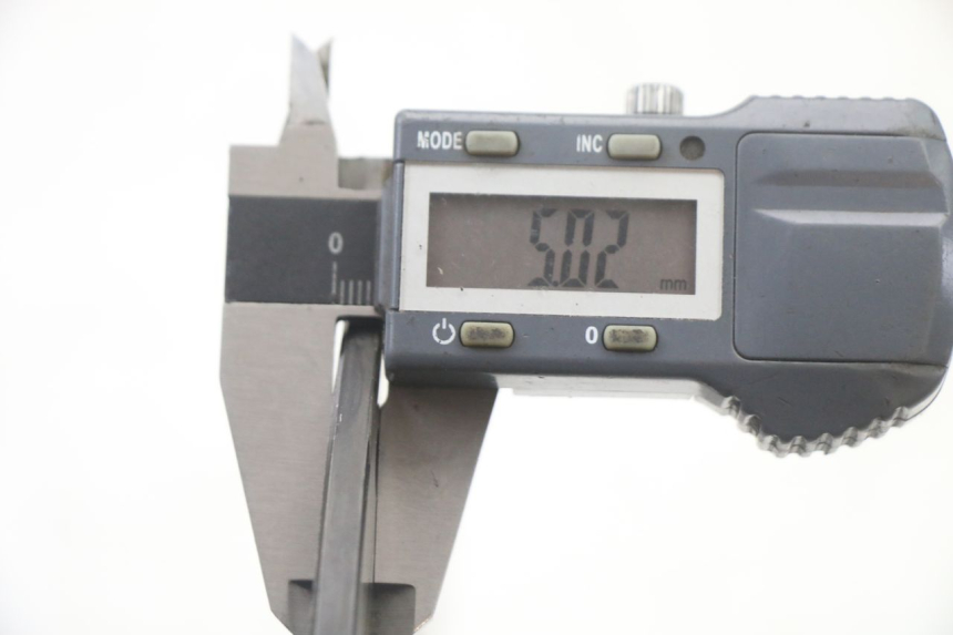 photo de SET VOORSTE REMSCHIJVEN KYMCO XCITING 500 (2007 - 2010) - Bevestigingspunten