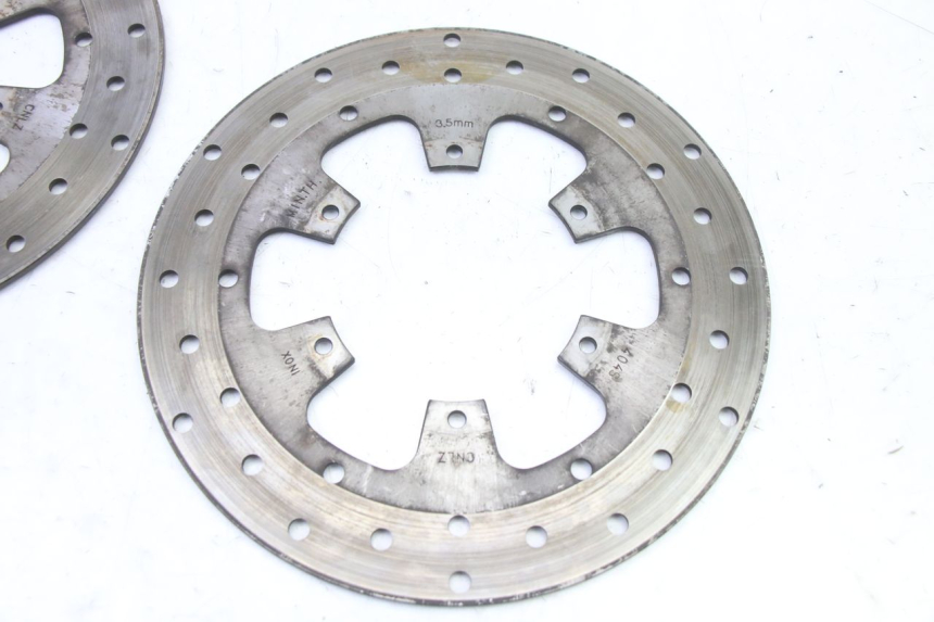 photo de SET VOORSTE REMSCHIJVEN PIAGGIO MP3 500 (2014 - 2017) - Zoom op gebruiksstaat