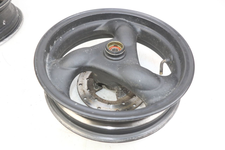 photo de SET VELG KYMCO AGILITY 4T 50 (2005 - 2018) - Zoom op gebruiksstaat