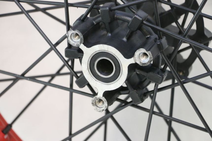 photo de PAAR VELGEN HM HONDA CRM DERAPAGE RR 50 (2006 - 2017) - Kenmerkende details