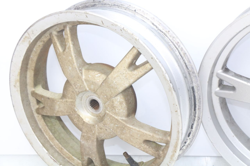 photo de SET VELGEN PEUGEOT KISBEE 4T 50 (2010 - 2017) - Gecontroleerd onderdeel