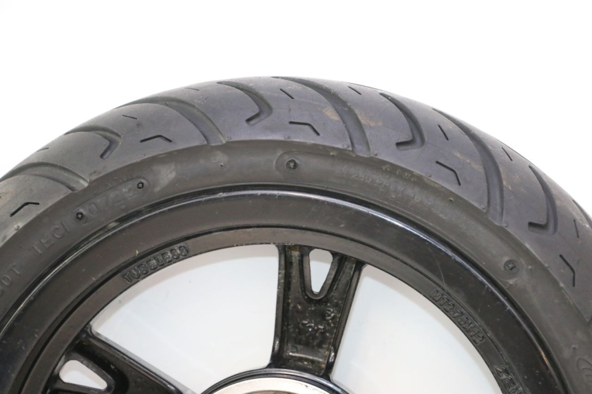 photo de SET VELG PEUGEOT KISBEE 4T 50 (2018 - 2022) - Zoom op componenten