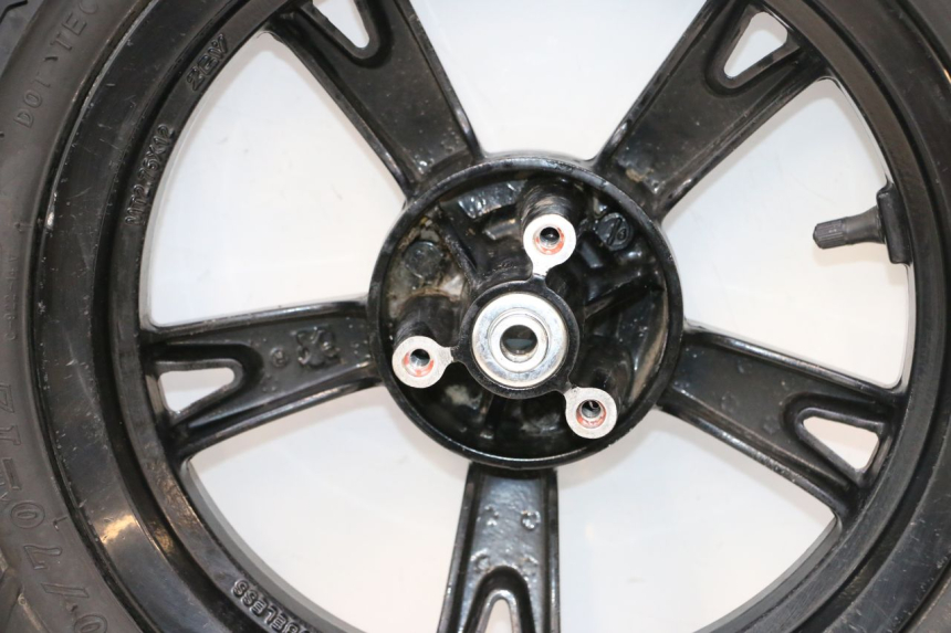 photo de SET VELG PEUGEOT KISBEE 4T 50 (2018 - 2022) - Focus op structuur