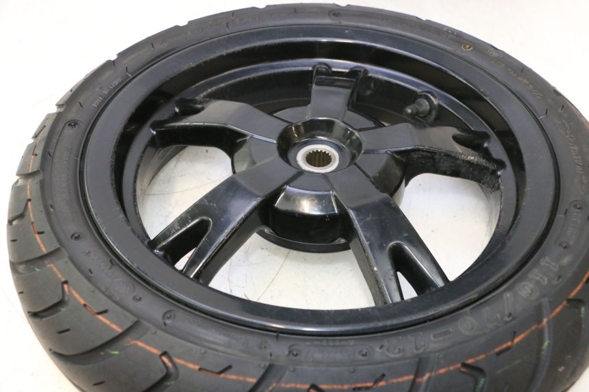 photo de SET VELG PEUGEOT KISBEE 4T 50 (2018 - 2022) - Markeringen en referenties