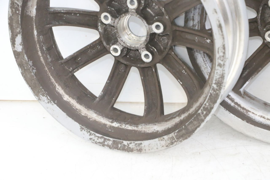 photo de SET VELGEN PIAGGIO MP3 LT 300 (2010 - 2016) - Gecontroleerd onderdeel