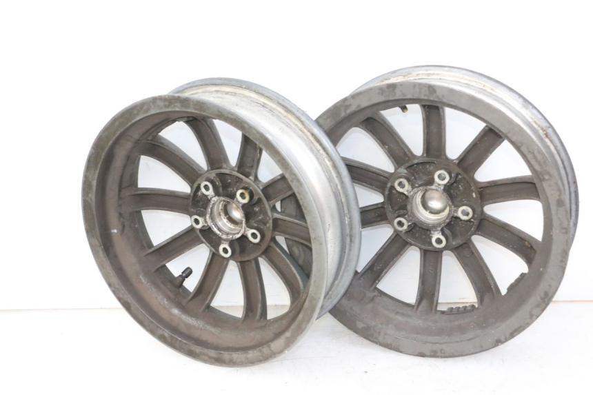 photo de SET VELG PIAGGIO MP3 125 (2006 - 2014) - Bevestigingspunten