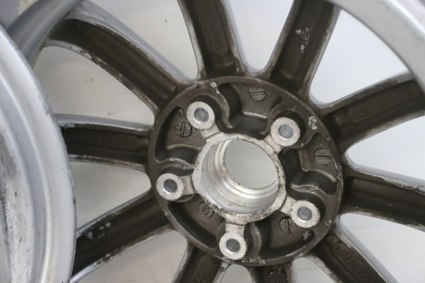 photo de SET VELGEN PIAGGIO MP3 RL 250 (2006 - 2010) - Focus op structuur