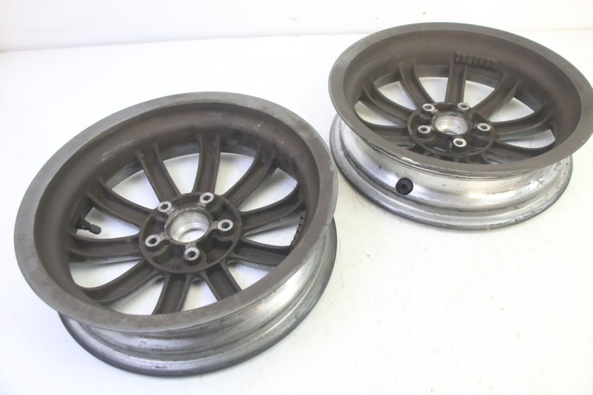 photo de SET VELG PIAGGIO MP3 125 (2006 - 2014) - Detailaanzicht