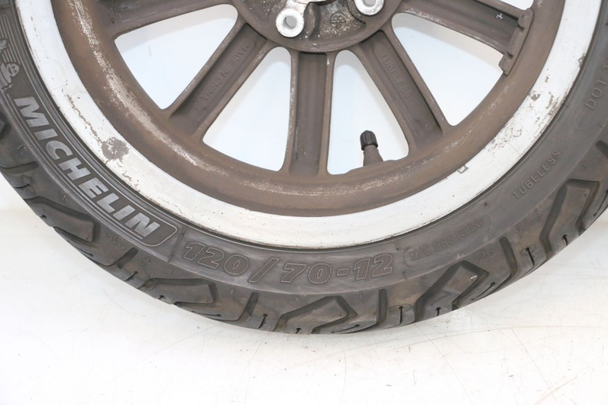photo de SET VELGEN PIAGGIO MP3 RL 250 (2006 - 2010) - Zoom op componenten