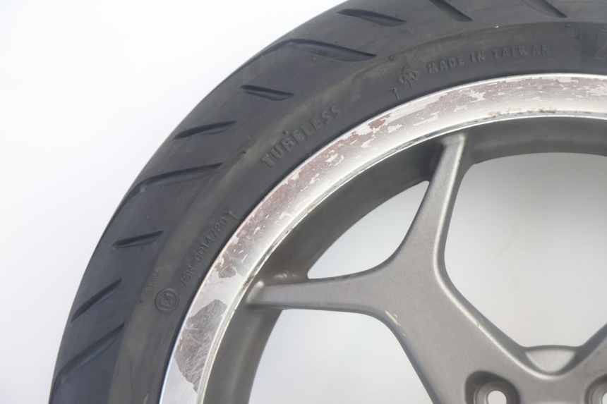 photo de SET VELGEN PIAGGIO MP3 500 (2016 - 2018) - Technische close-up