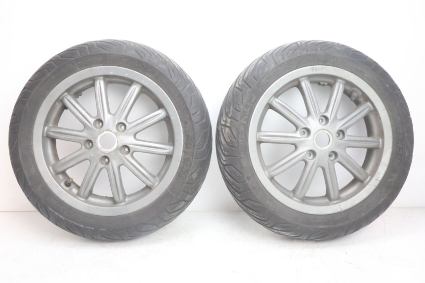photo de SET VELG PIAGGIO MP3 125 (2006 - 2014) - Hoofdaanzicht