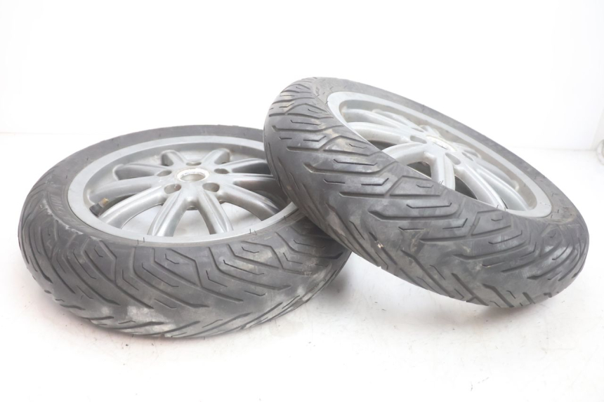 photo de SET VELG PIAGGIO MP3 125 (2006 - 2014) - Productaanzicht