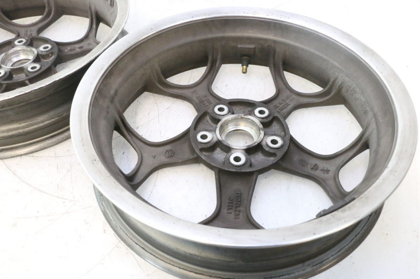photo de SET VELGEN PIAGGIO MP3 500 (2016 - 2018) - Detail van het onderdeel