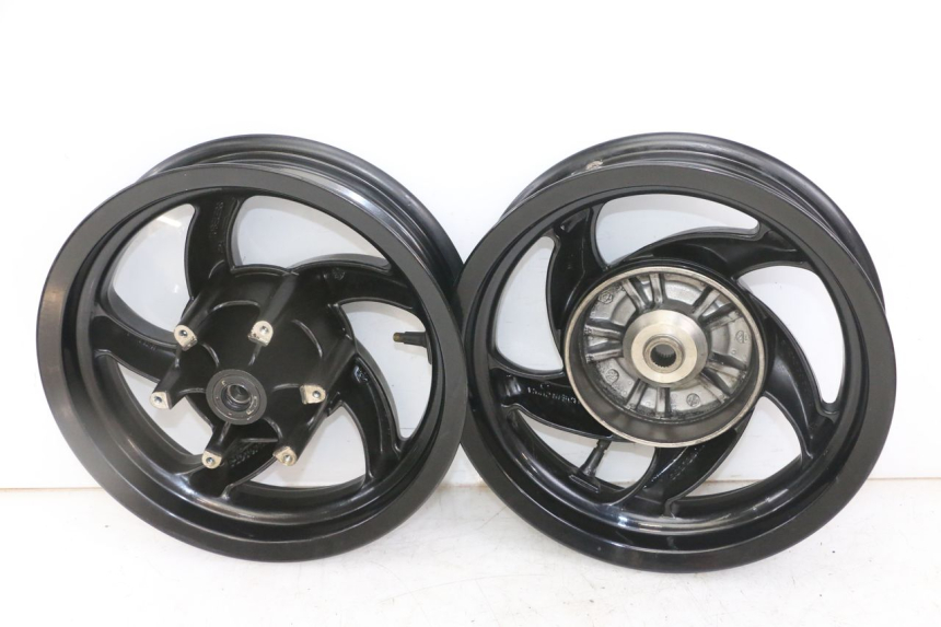 photo de SET VELG PIAGGIO NEW TYPHOON 50 (2018 - 2021) - Detail van het onderdeel