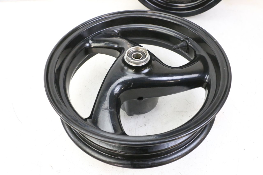 photo de SET VELG PEUGEOT ELYSTAR 50 (2002 - 2014) - Kenmerkende details