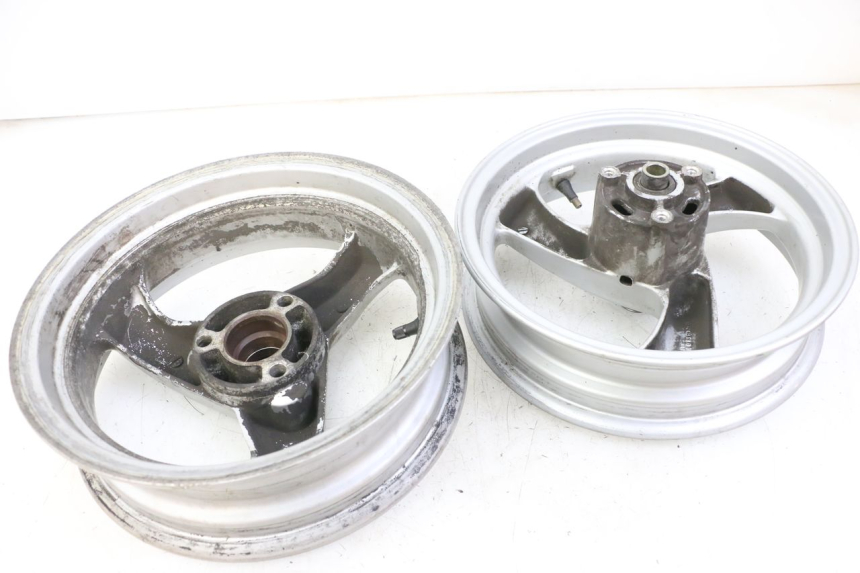 photo de SET VELG PEUGEOT ELYSTAR 50 (2002 - 2014) - Zoom op gebruiksstaat