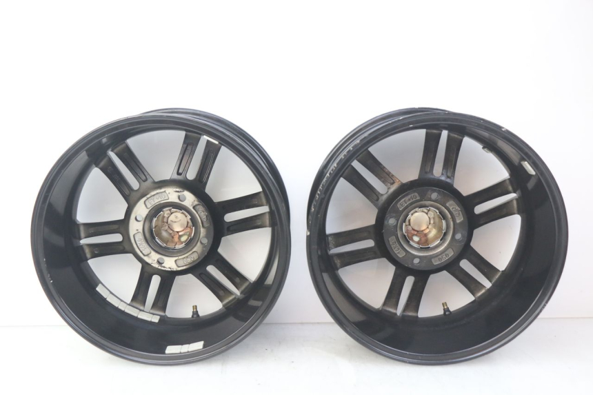 photo de SET VELG SPY RACING F3 350 (2015 - 2022) - Kenmerkende details