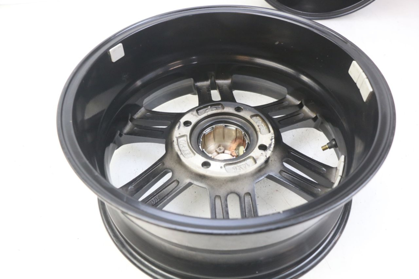 photo de SET VELG SPY RACING F3 350 (2015 - 2022) - Technische close-up