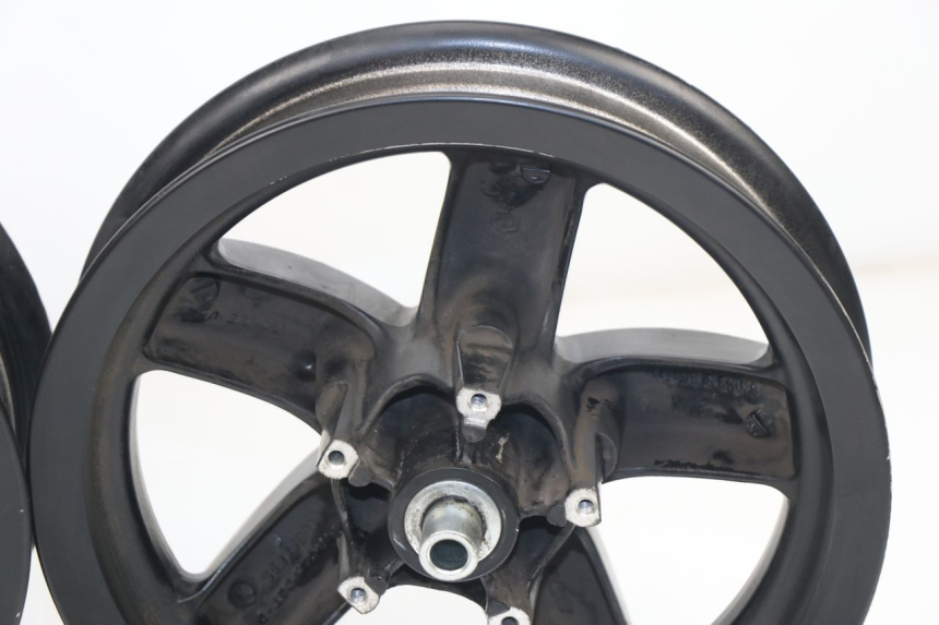 photo de SET VELG PIAGGIO ZIP 2T 50 (2009 - 2019) - Visuele inspectie