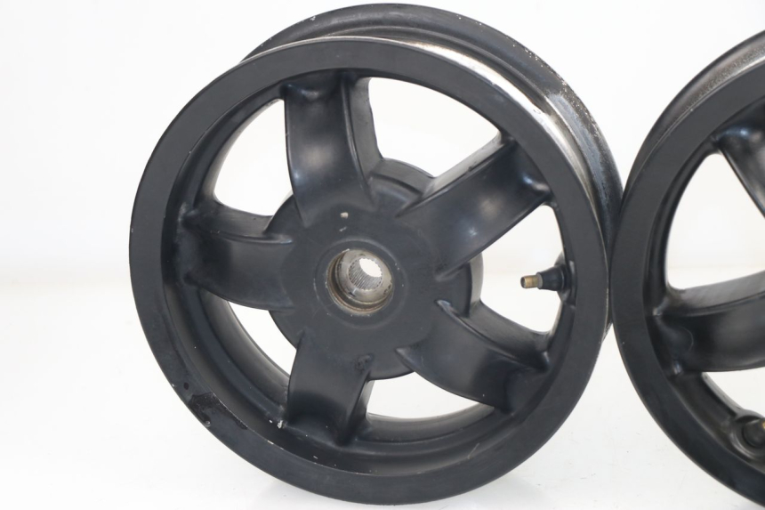 photo de SET VELG PIAGGIO ZIP 2T 50 (2009 - 2019) - Zoom op gebruiksstaat