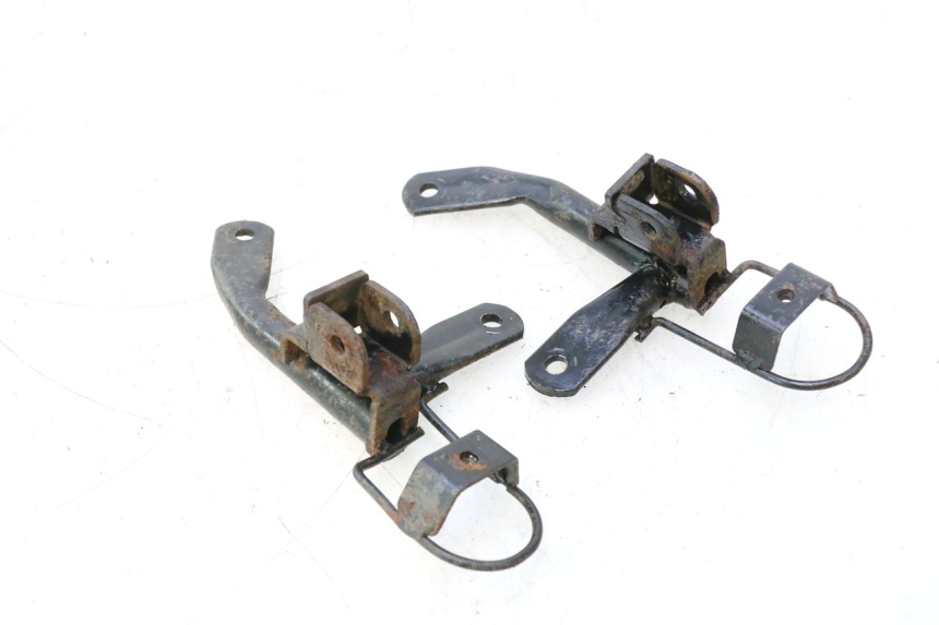 photo de PAAR ACHTERSTE VOETSTEUNPLAAT CF MOTO E-CHARM 125 (2005 - 2008) - Andere kijkhoek