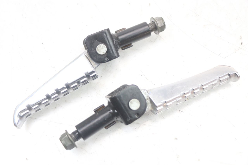 photo de SET ACHTERVOETSTEUNPLAATJES PAAR MASH LEGEND'R 4T 50 (2021 - 2025) - Andere kijkhoek