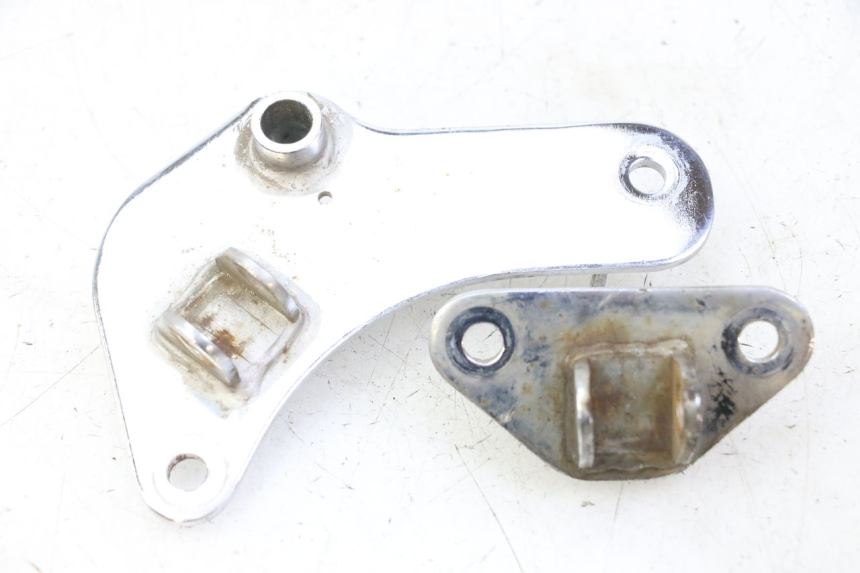 photo de SET VOETSTEUNPLAAT VOORZIJDE HYOSUNG GV AQUILA 125 (2000 - 2009) - Hoofdaanzicht