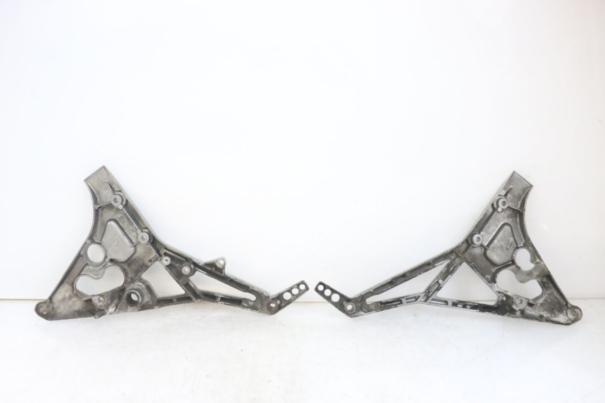 photo de SET VOETSTEUNPLAAT VOORZIJDE YAMAHA FJ 3CX 1200 (1986 - 1996) - Overzicht