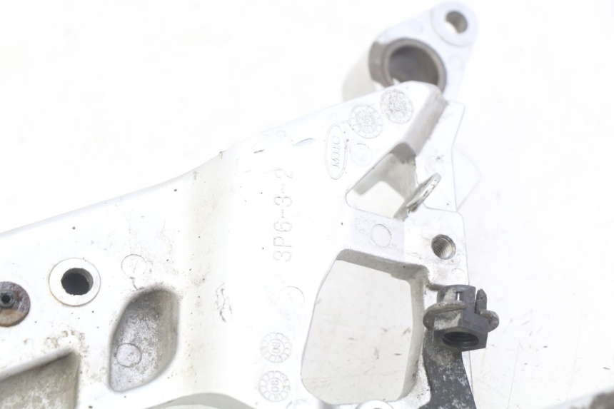 photo de SET VOETSTEUNPLAAT VOORZIJDE YAMAHA FJR ABS 1300 (2006 - 2012) - Andere kijkhoek