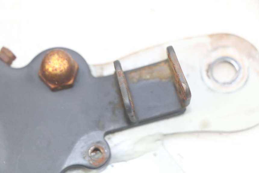 photo de SET VOETSTEUNPLAAT VOORZIJDE YAMASAKI RAPTOR 50 (2013 - 2018) - Zoom op gebruiksstaat