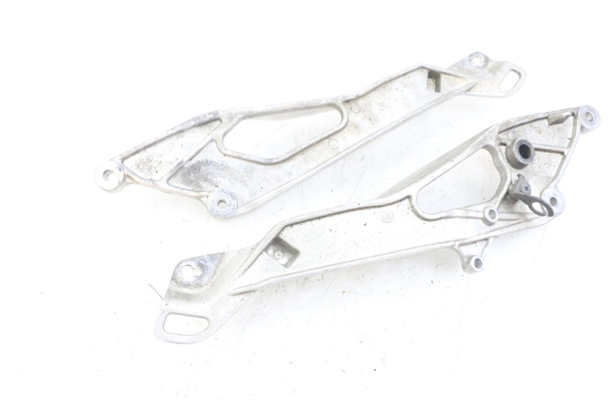 photo de SET VOETSTEUNPLAAT VOORZIJDE YAMAHA TDM ABS 900 (2002 - 2014) - Technische close-up