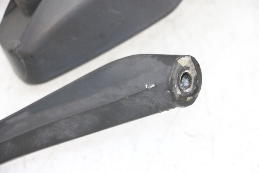 photo de SET SPIEGELS JM MOTORS GTS 125 (2015 - 2019) - Zoom op gebruiksstaat