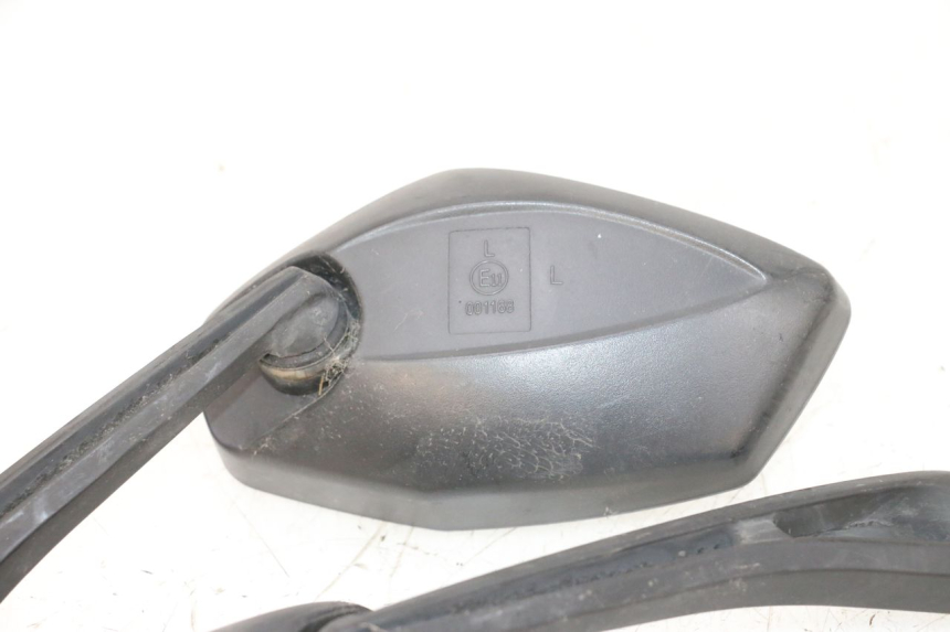 photo de SET SPIEGELS JM MOTORS GTS 125 (2015 - 2019) - Bevestigingspunten