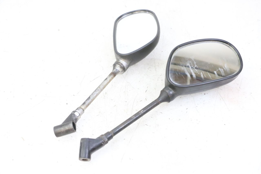 photo de SET SPIEGELS PEUGEOT KISBEE 4T 50 (2010 - 2017) - Staat van het oppervlak