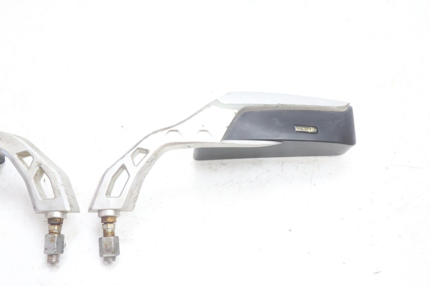 photo de PAAR SPIEGELS YAMAHA XJR 1300 (1998 - 2002) - Kenmerkende details