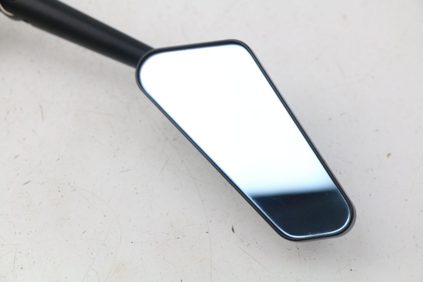 photo de SET SPIEGELS KAWASAKI Z Z900 900 (2017 - 2019) - Zoom op componenten