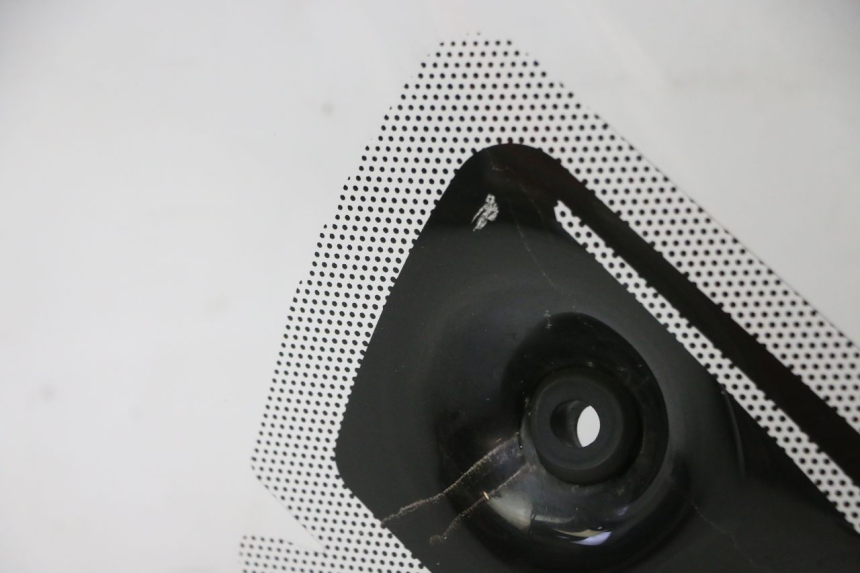 photo de WINDSCHERM QUADRO 4 4D 350 (2015 - 2018) - Bevestigingspunten