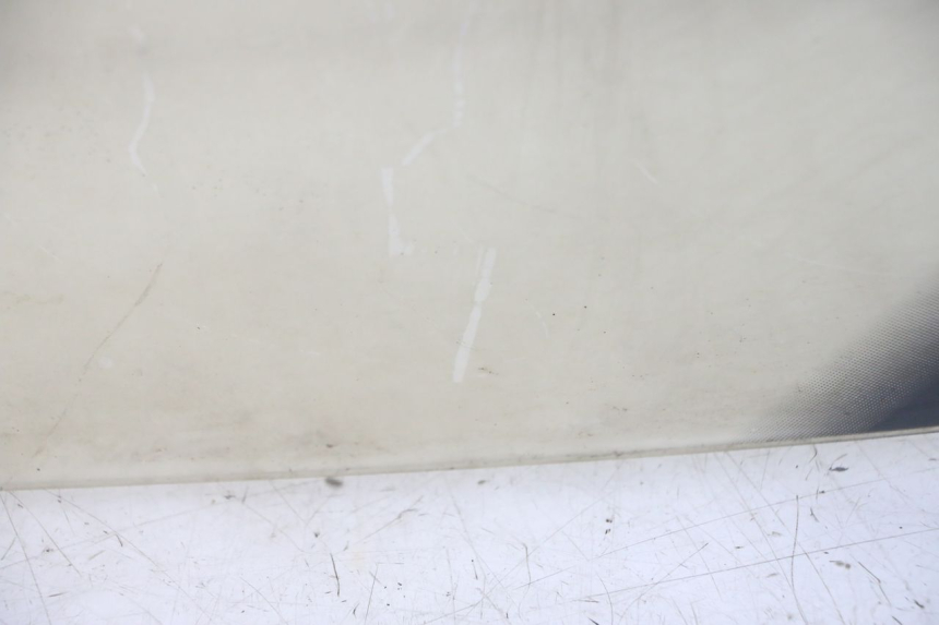 photo de WINDSCHERM SUZUKI BURGMAN 125 (2007 - 2014) - Focus op structuur