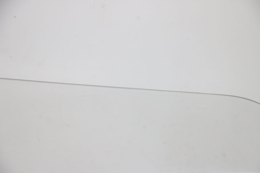 photo de WINDSCHERM SUZUKI BURGMAN 125 (2007 - 2014) - Visuele inspectie