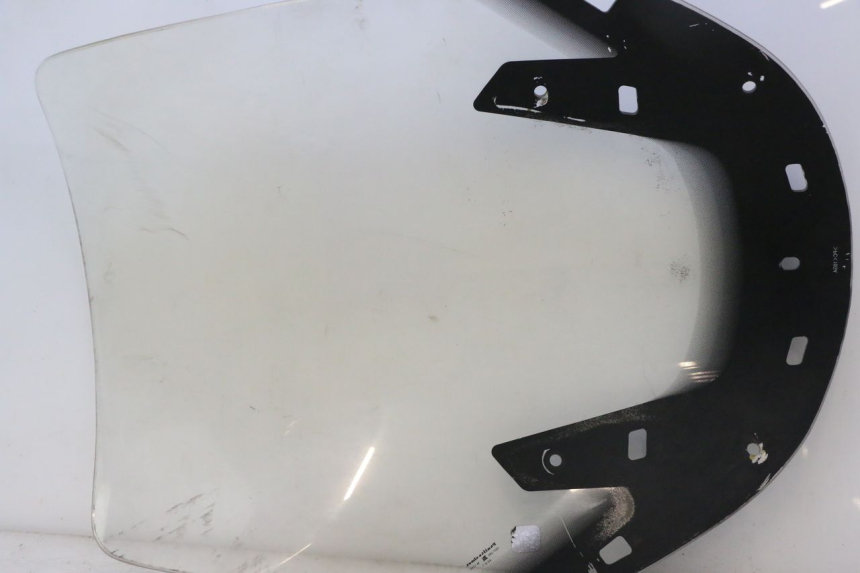 photo de WINDSCHERM SUZUKI BURGMAN EXECUTIVE ABS 650 (2006 - 2012) - Gecontroleerd onderdeel