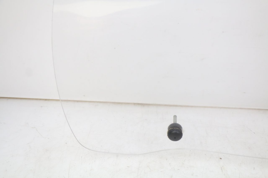 photo de WINDSCHERM PEUGEOT CITYSTAR AIR 125 (2014 - 2017) - Zoom op componenten