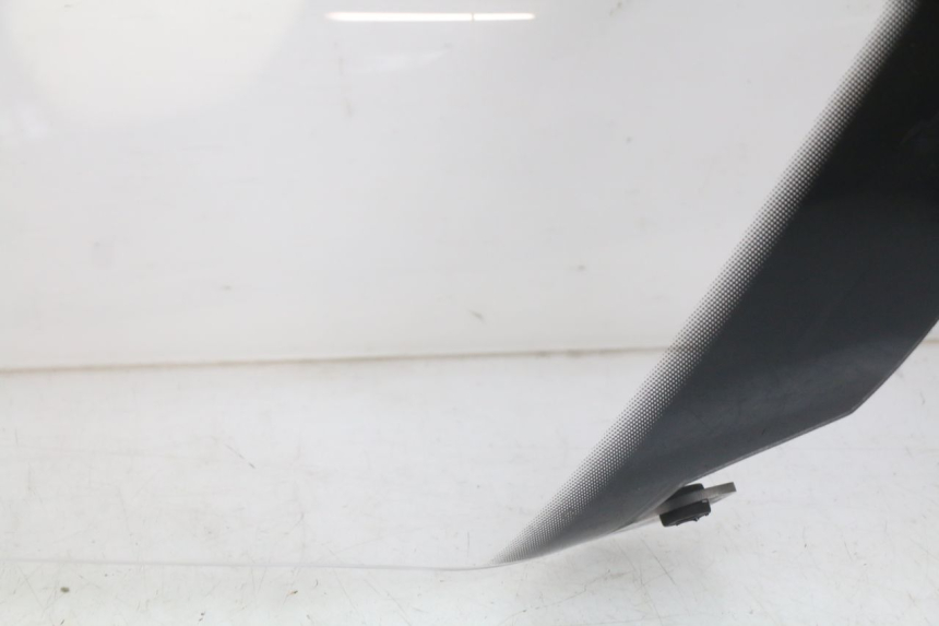 photo de WINDSCHERM PEUGEOT CITYSTAR AIR 125 (2014 - 2017) - Detailaanzicht