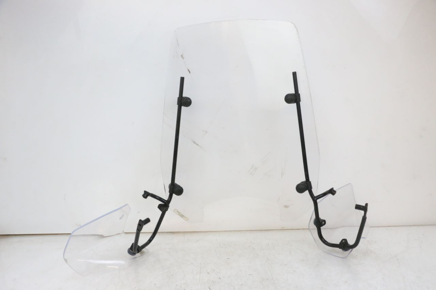 photo de WINDSCHERM PEUGEOT E-VIVACITY 1 (2012 - 2018) - Detail van het onderdeel