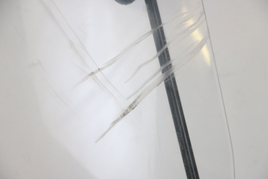 photo de WINDSCHERM PEUGEOT E-VIVACITY 1 (2012 - 2018) - Detailaanzicht