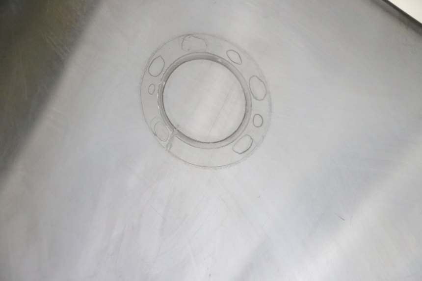 photo de WINDSCHERM PEUGEOT ELYSTAR 50 (2002 - 2014) - Bevestigingspunten