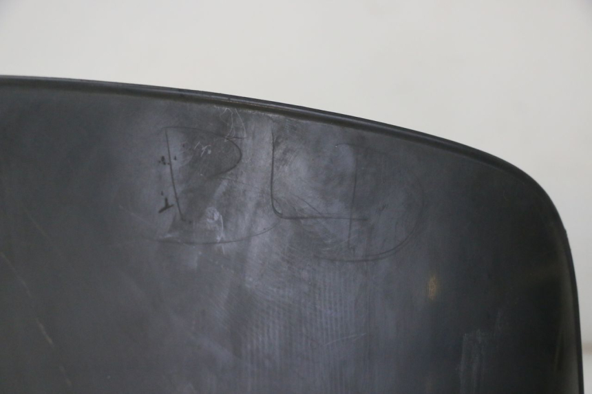 photo de WINDSCHERM PEUGEOT ELYSTAR 50 (2002 - 2014) - Zoom op gebruiksstaat