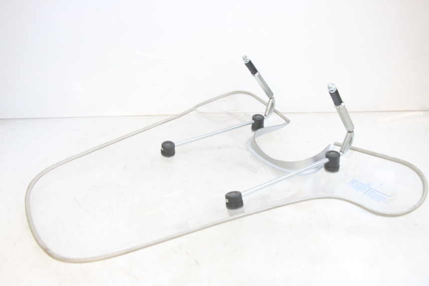 photo de WINDSCHERM PIAGGIO FLY 125 (2005 - 2012) - Detail van het onderdeel